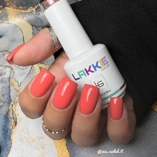 LAKKIE Gellak Firebrick Orange. Een prachtige rood oranje kleur gellak.