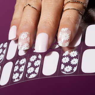 Romantic Spring_Gelnagelstickers_licht roze bloemen design