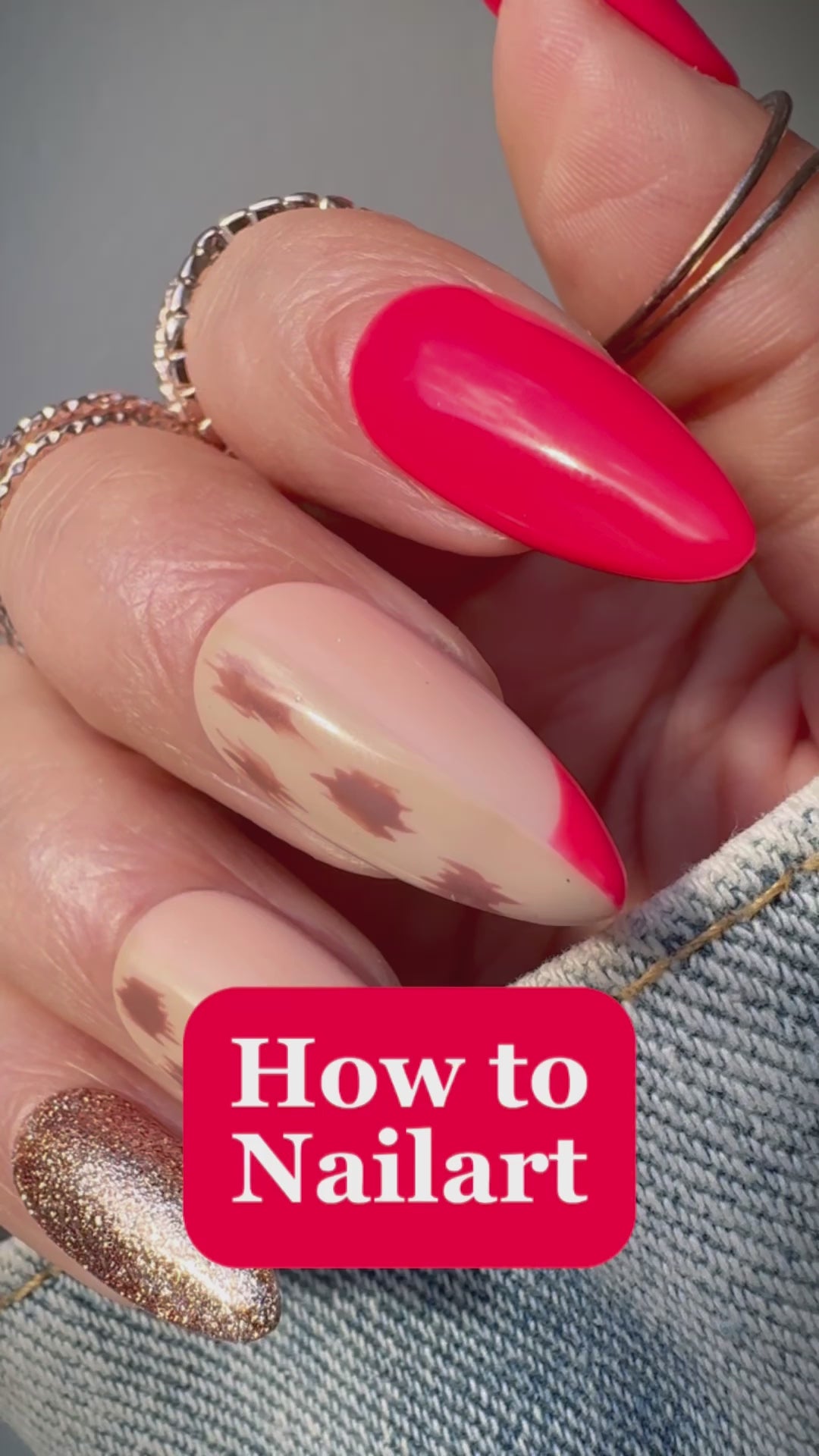 Nailart tutorial. Deze zomerse rode nailart gellak set kun je in een keer kopen, zodat jij ook deze toffe nagels kun maken