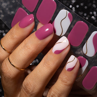 Auric Swirl_roze gel nagel stickers met gouden design_LAKKIE Gellak