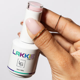 BIAB Cannes Chic_Licht roze BIAB nagels_LAKKIE Gellak