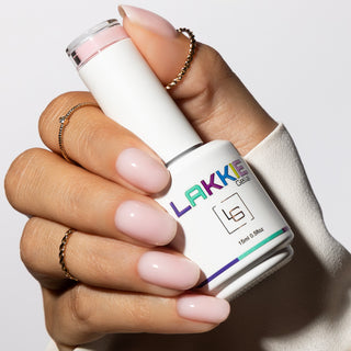 BIAB Cannes Chic_Licht roze BIAB nagels_LAKKIE Gellak
