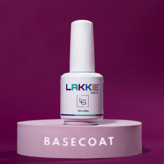 Transparante basecoat_ Basecoat voor gellak nagels. De basecoat breng je aan voordat je een van de gellak kleuren aanbrengt. Dit beschermt je nagel en zorgt voor een optimale hechting van de gellak. De basecoat zorgt er ook voor dat de oneffenheden worden verminderd en creëert een glad oppervlak, waardoor jij de gellak kleur gelijkmatig kunt aanbrengen. 