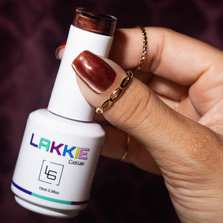 Cat Eye Effortless Charm_bruine cat eye gellak nagels_LAKKIE Gellak