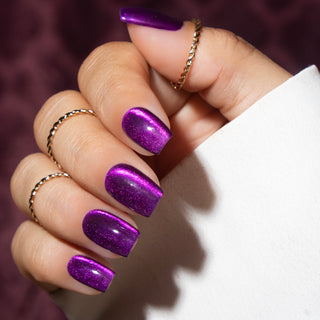 Cat Eye Irresistible Confidence_donker roze cat eye_LAKKIE Gellak