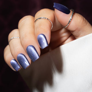 Cat Eye Mystical Midnight_Donker paarse cat eye gellak nagels_LAKKIE Gellak