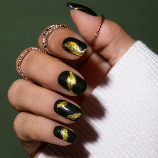 Forest Noir_Cat eye jewels_LAKKIE Gellak