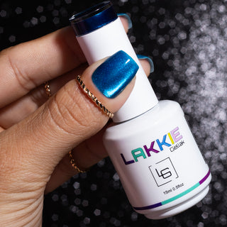 Frozen Illusion_Donker blauwe cat eye gellak nagels_LAKKIE Gellak