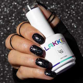 Magical Fire Flies_Zwarte gellak nagels  met glitters_LAKKIE Gellak