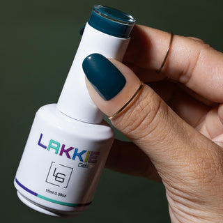 Midnight Satin_Groen blauwe gellak nagels_LAKKIE Gellak