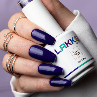 LAKKIE Indigo Purple is een intens paarse kleur gel nagellak. Deze intense kleur paars maakt je outfit helemaal af.