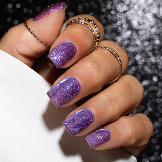 Purple Stardust_Paarse cat eye gellak bubble design nagels_LAKKIE Gellak