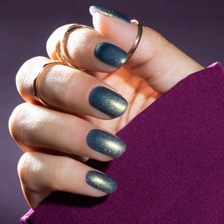 Seductive Chic_Groene gellak met gouden glitters_LAKKIE Gellak
