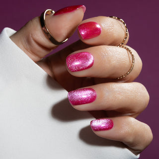 Vivid Valentine_Roze cat eye. gellak nagels_LAKKIE Gellak