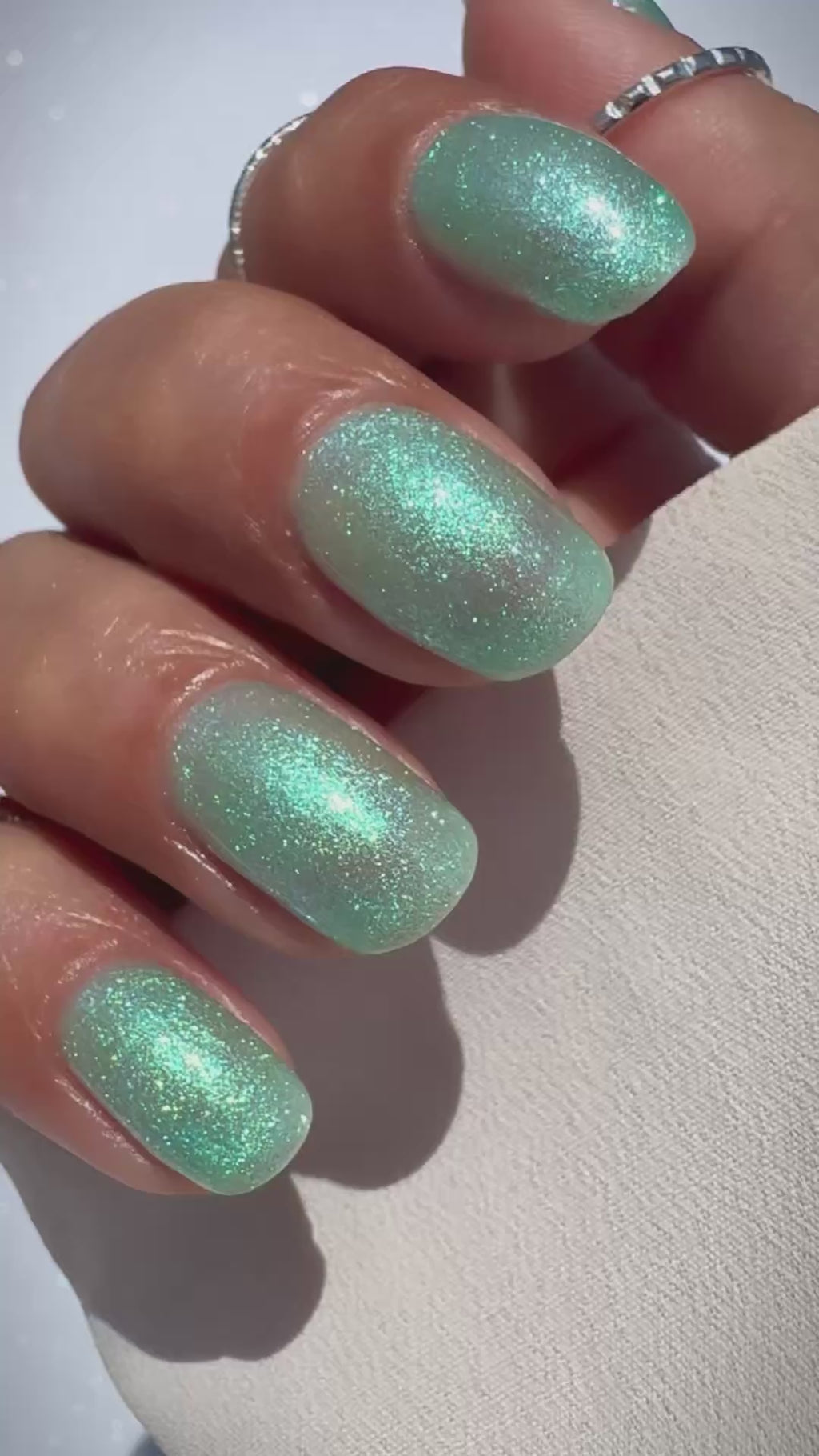 Mint Mirage_Groene glitter gellak nagels_LAKKIE Gellak