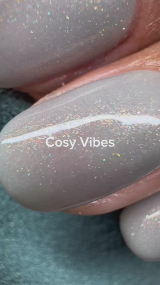 Cosy Vibes_Grijze gellak nagels met glitters_LAKKIE Gellak