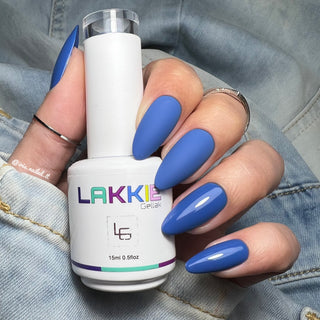 LAKKIE Light Denim Blue is een blauwe kleur gelnagellak.  Deze blauwe kleur gellak kun je ook goed combineren met een matte topcoat