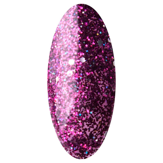 LAKKIE Magenta Diamonds is een magenta glitter explosie. De basis van deze glitter gel nagellak is roze, hier doorheen zitten roze, zilveren en blauwe glitters verwerkt. 